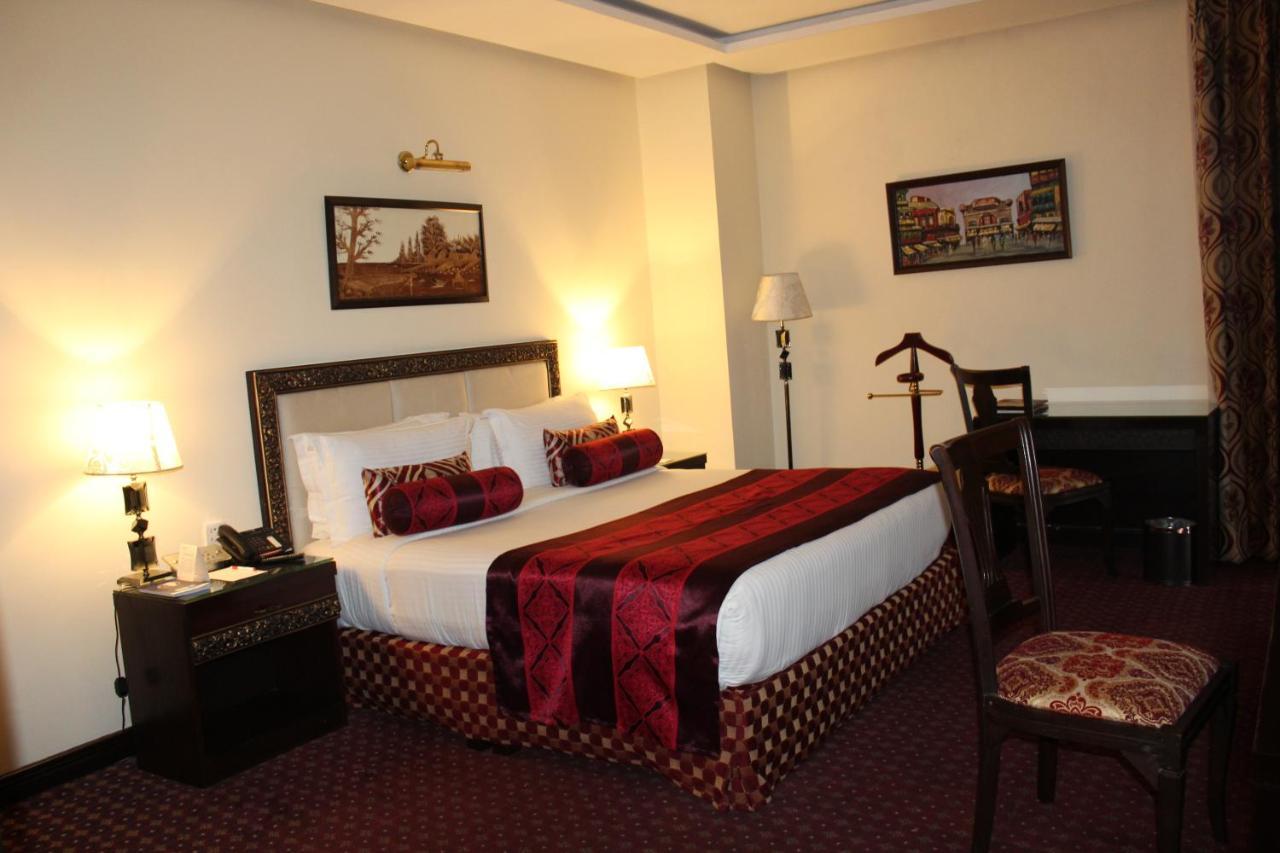 Ramada By Wyndham Islamabad Exteriör bild